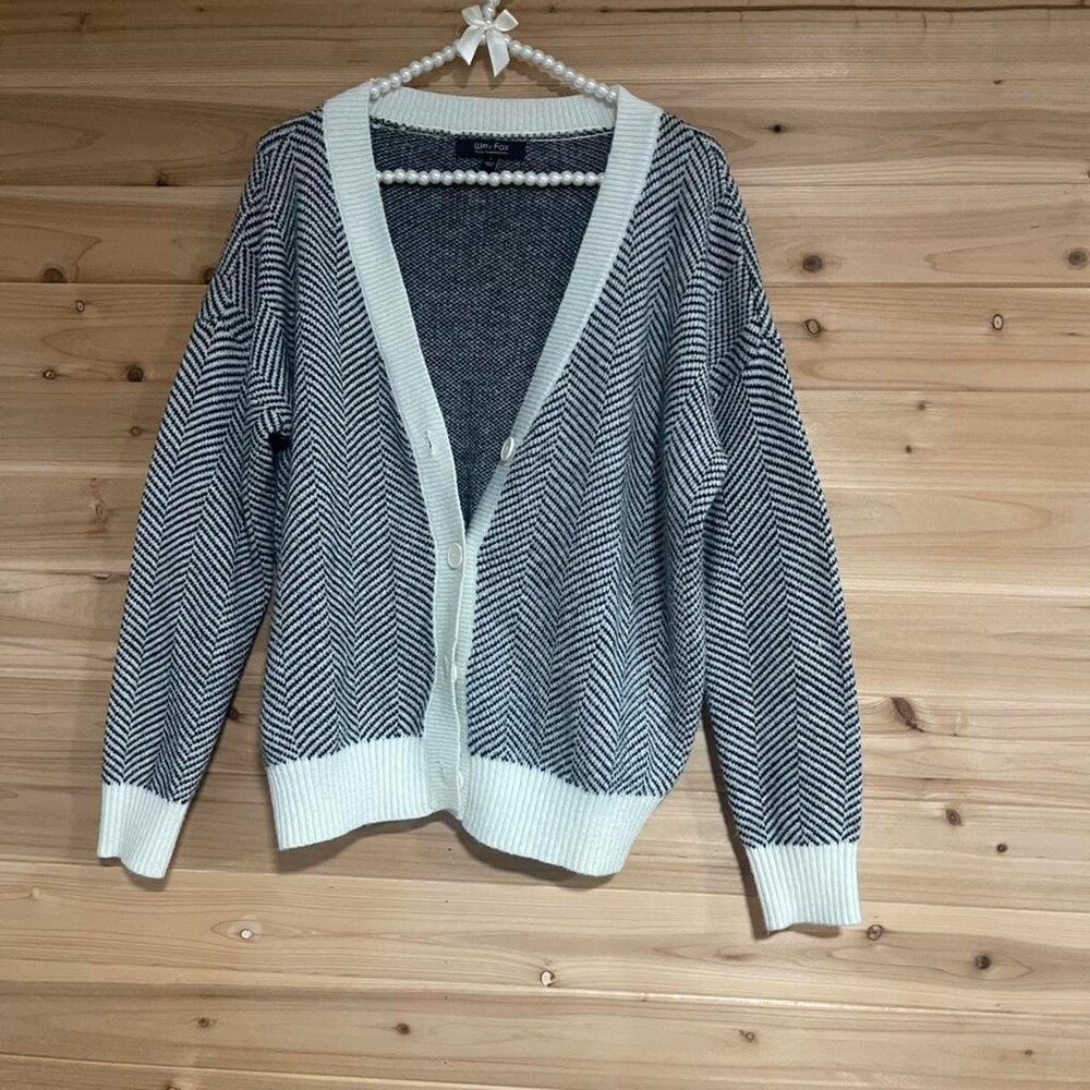 Witty Fox Black White Fc 0 B